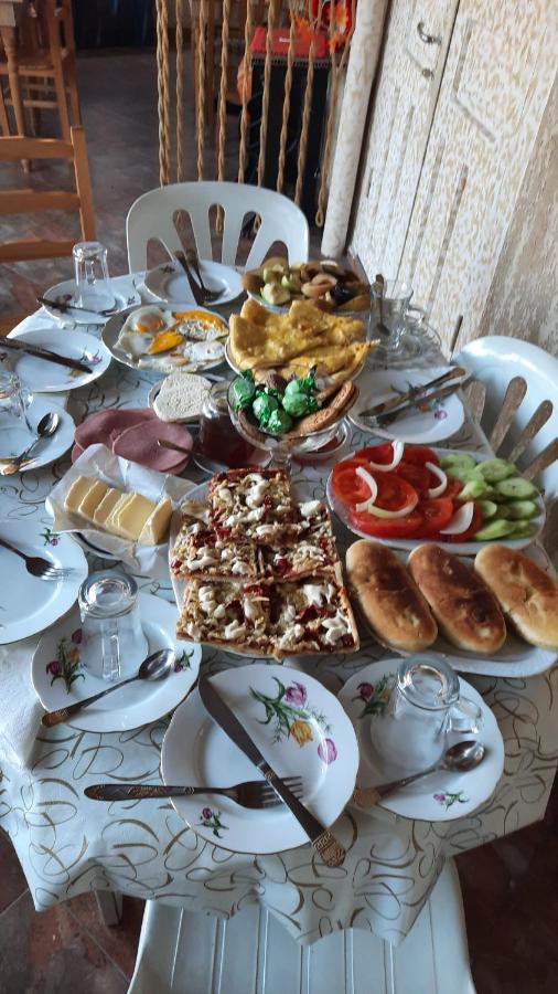 Hotel Gantiadi Kutaisi Esterno foto